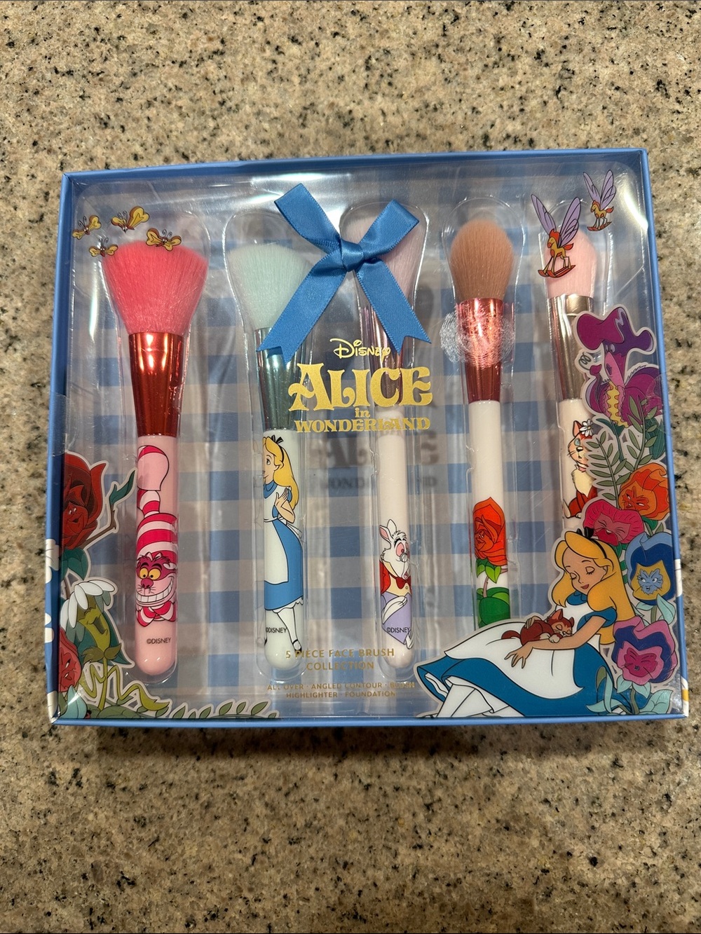 Disney Alice in Wonderland Brush Set